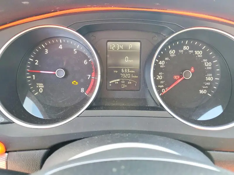 2016 VOLKSWAGEN JETTA SE  