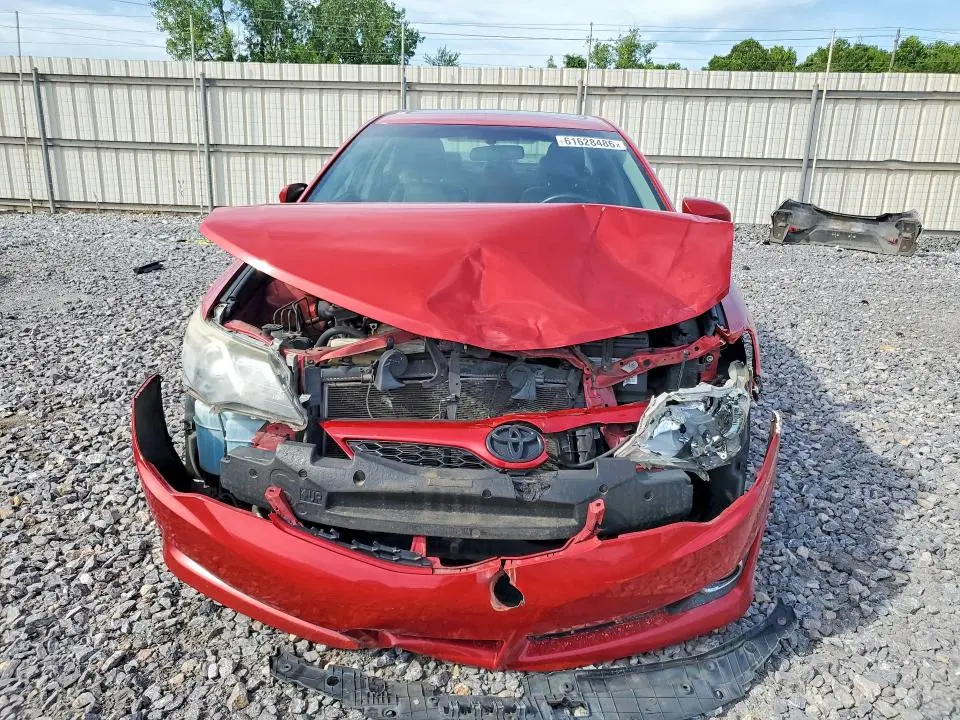 2012 TOYOTA CAMRY SE  