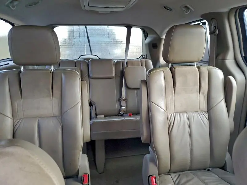 2013 CHRYSLER TOWN & COUNTRY LIMITED  