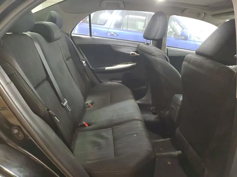 2013 TOYOTA COROLLA S  