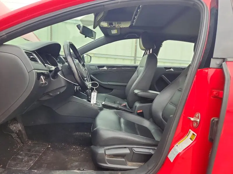 2018 VOLKSWAGEN JETTA SPORT  