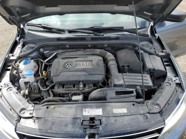2016 VOLKSWAGEN JETTA SPORT  