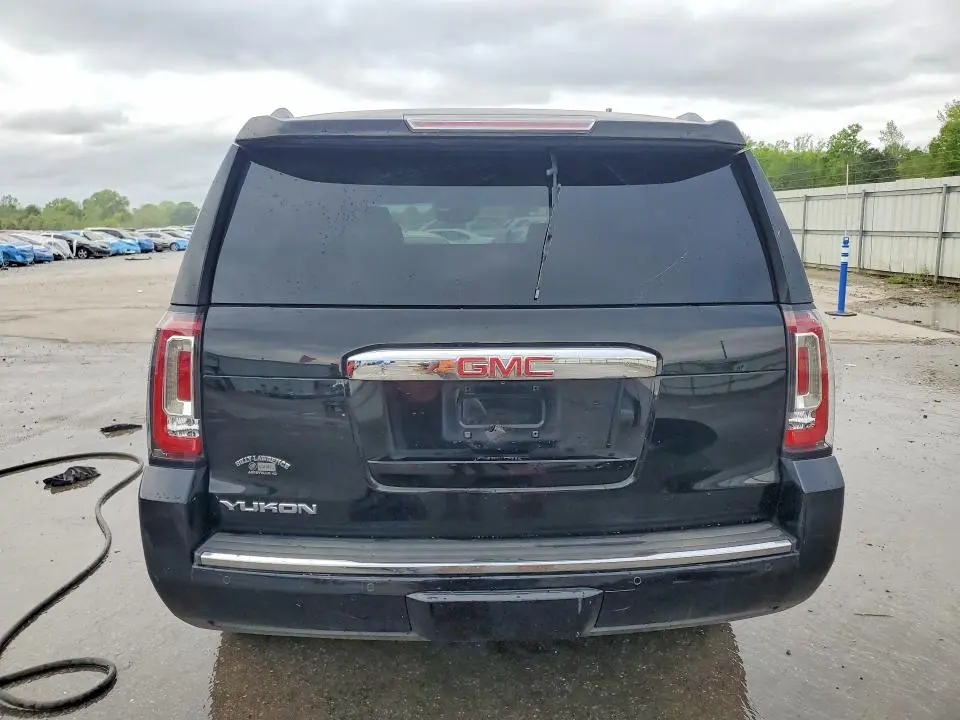 2016 GMC YUKON DENALI  