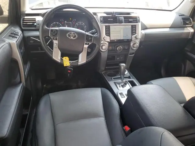 2023 TOYOTA 4RUNNER SE  