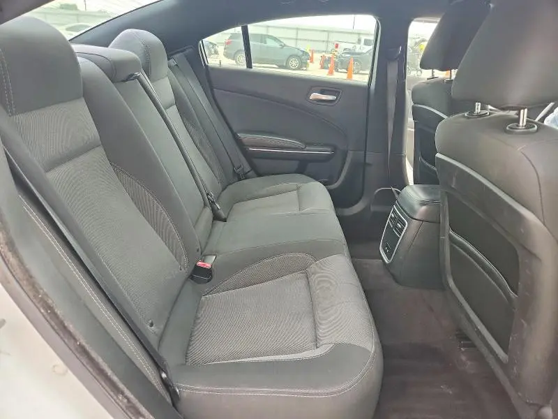 2018 DODGE CHARGER SXT  