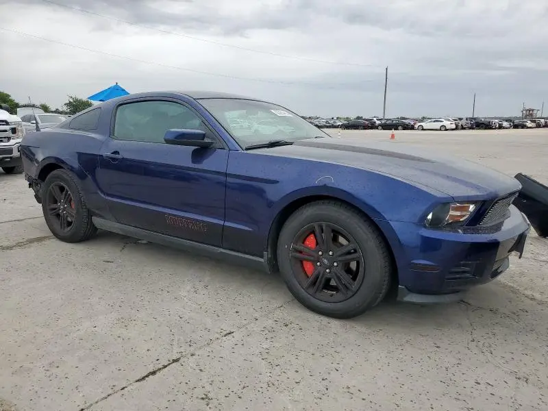 2011 FORD MUSTANG   