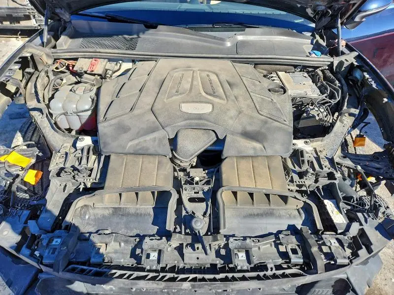 2019 PORSCHE CAYENNE   