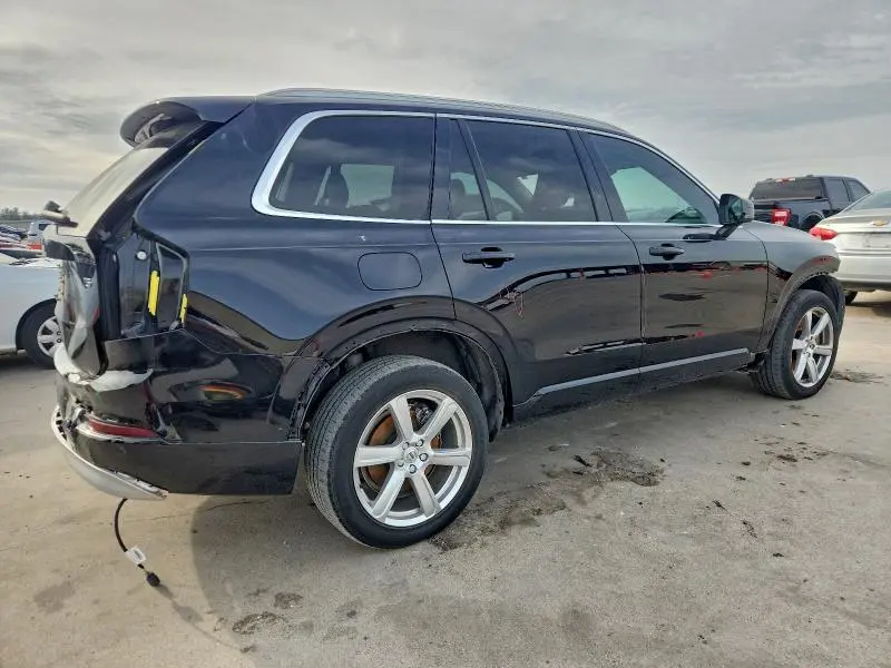 2022 VOLVO XC90 T5 MOMENTUM  