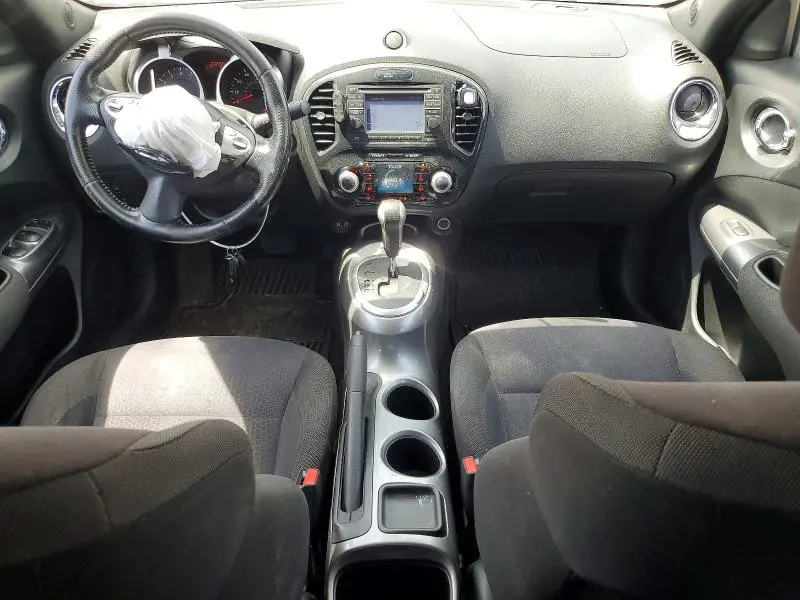 2011 NISSAN JUKE S  