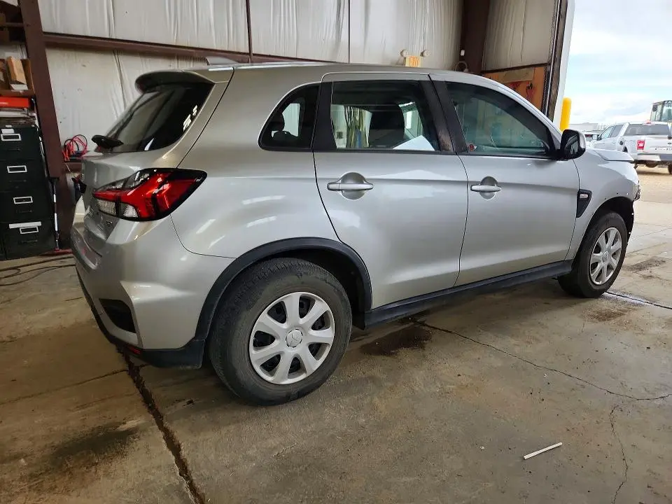 2021 MITSUBISHI RVR ES  