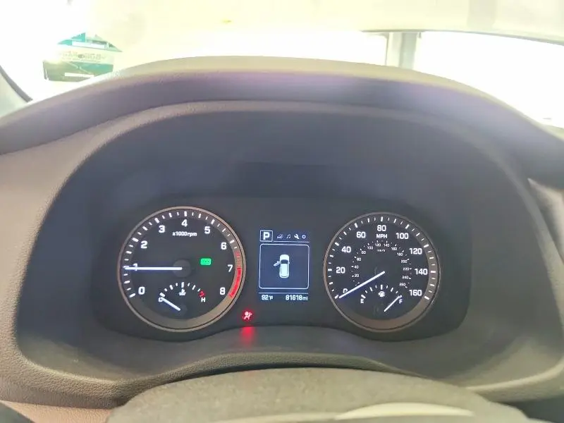 2017 HYUNDAI TUCSON SE  