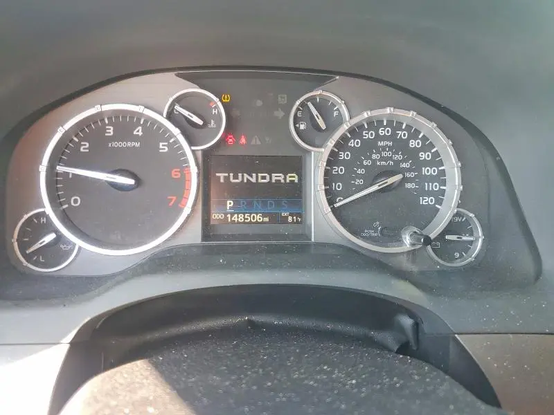 2016 TOYOTA TUNDRA CREWMAX SR5  
