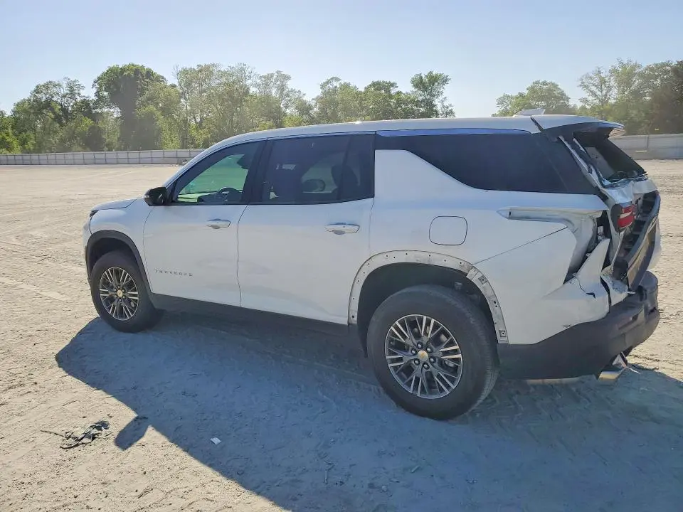 2024 CHEVROLET TRAVERSE LS  