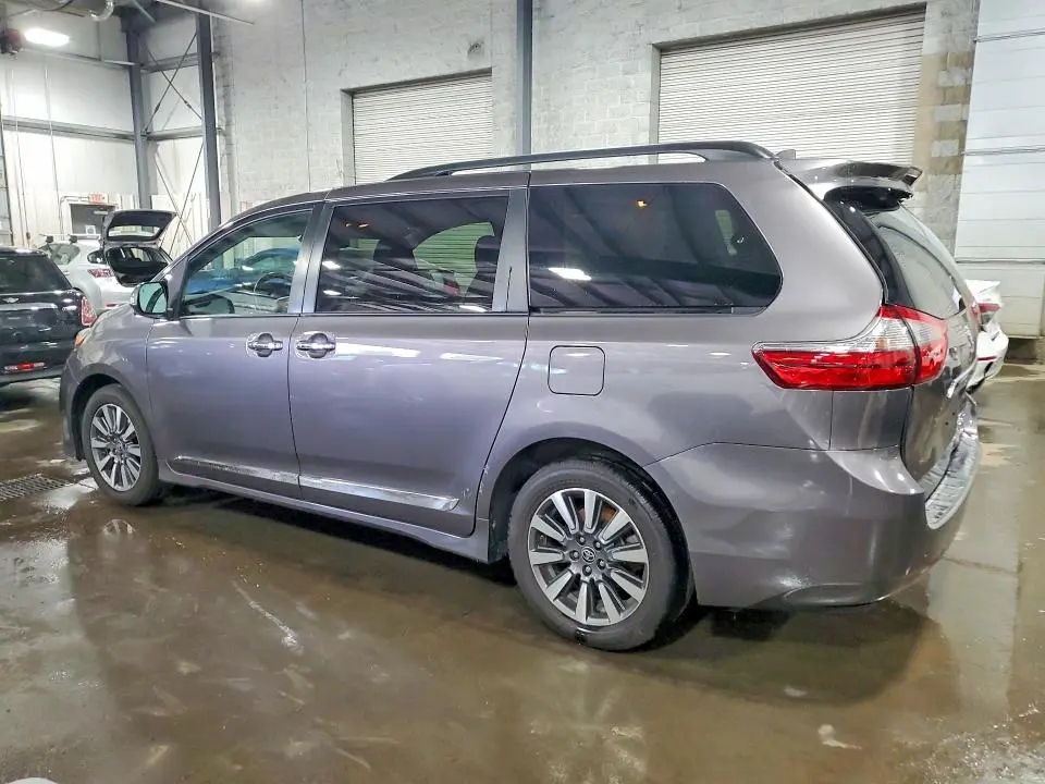 2020 TOYOTA SIENNA LIMITED PREMIUM 7-PASSENGER  