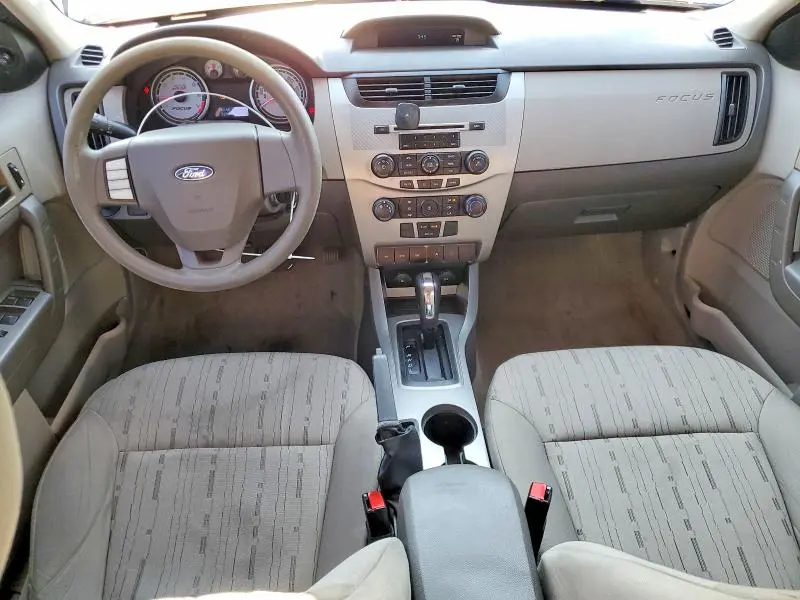 2011 FORD FOCUS SE  