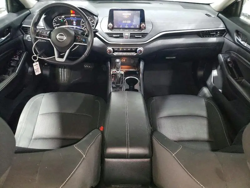 2022 NISSAN ALTIMA SV  