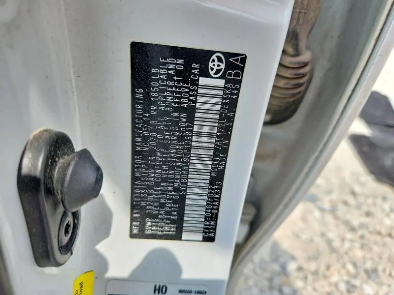 2014 TOYOTA COROLLA S PLUS  
