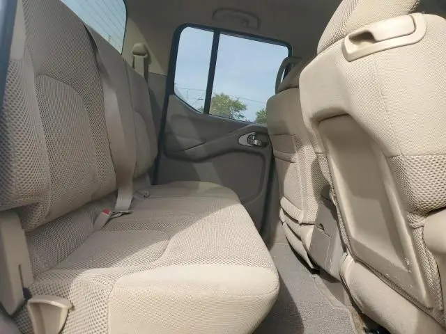 2011 NISSAN FRONTIER S