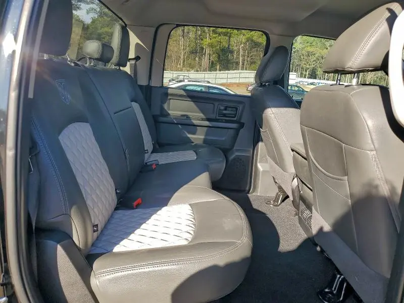 2022 RAM 1500 CLASSIC TRADESMAN  