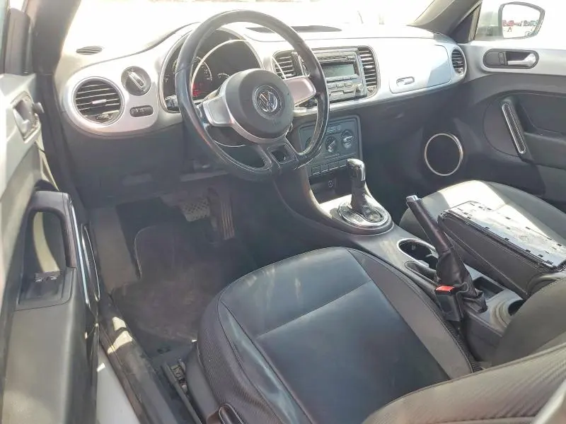 2013 VOLKSWAGEN BEETLE   