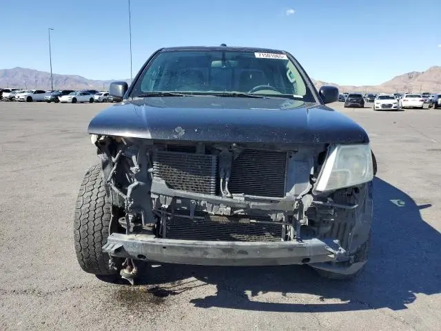 2016 NISSAN FRONTIER SV  