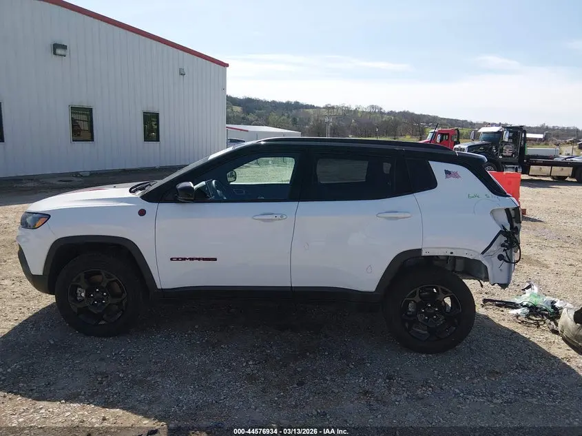 2024 JEEP COMPASS TRAILHAWK 4X4