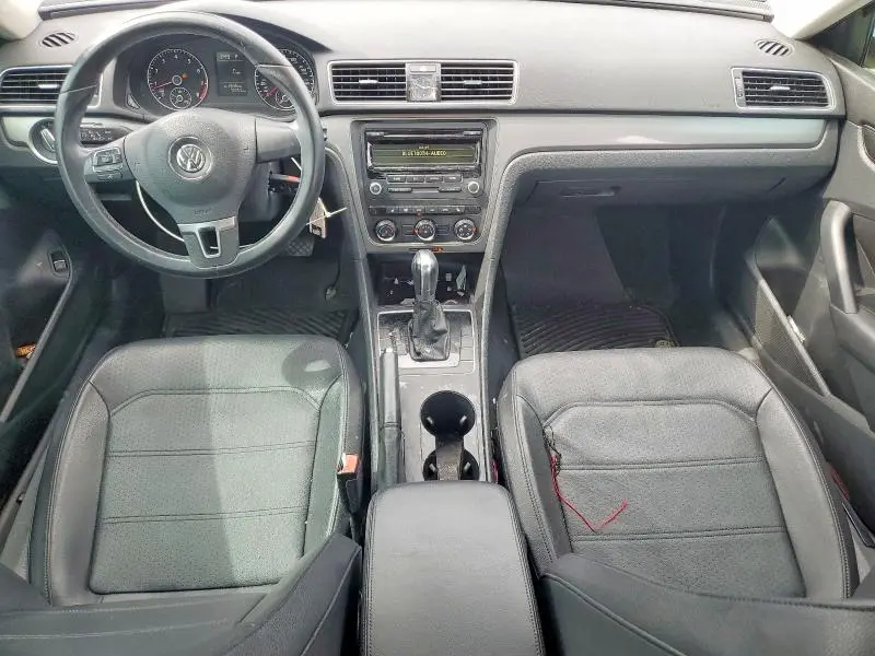 2014 VOLKSWAGEN PASSAT S  