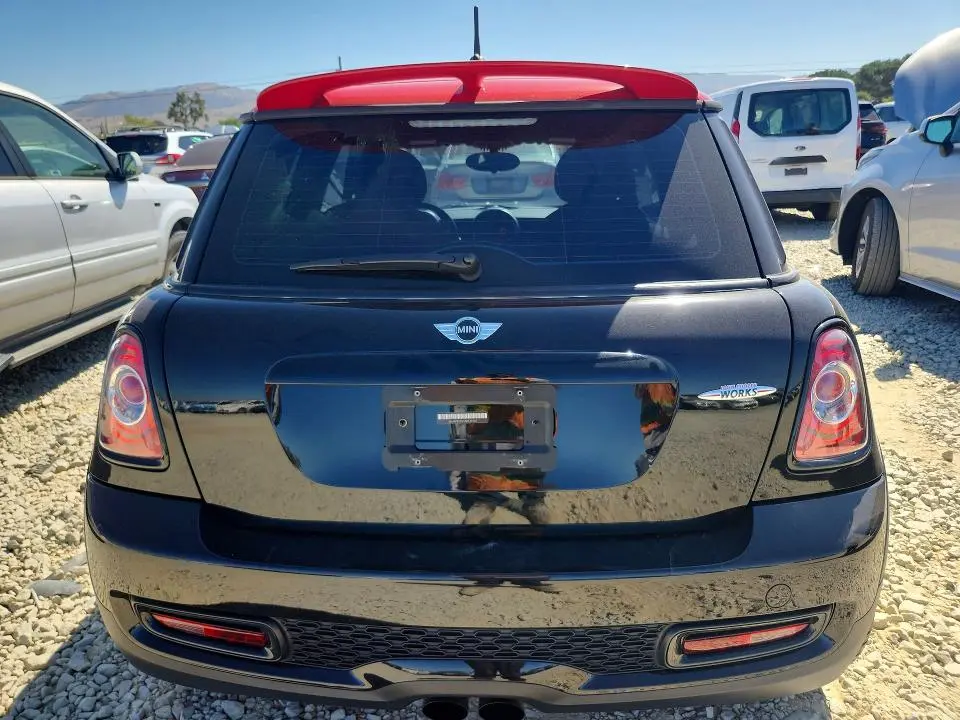 2011 MINI COOPER JOHN COOPER WORKS  