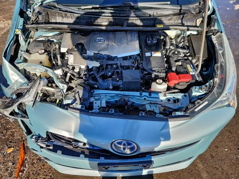 2017 TOYOTA PRIUS   