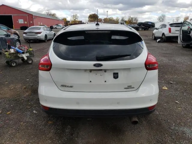 2016 FORD FOCUS SE  