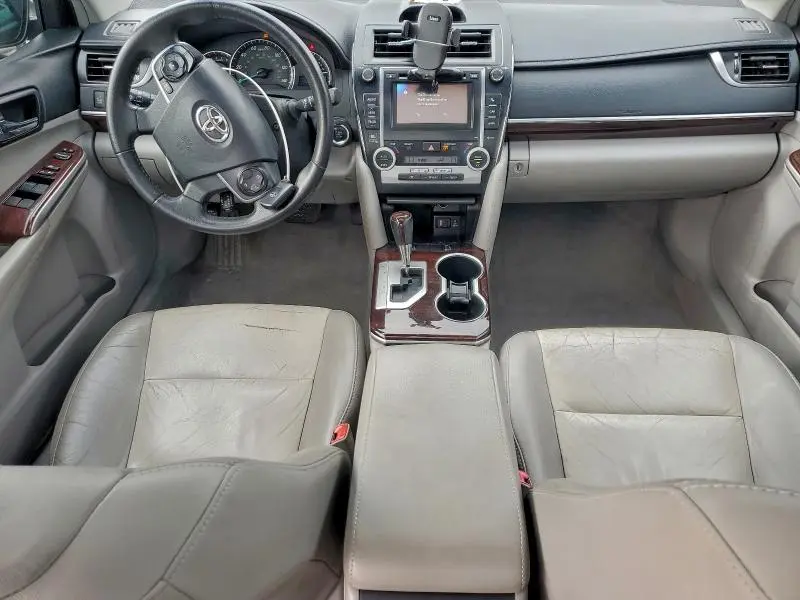 2012 TOYOTA CAMRY SE  