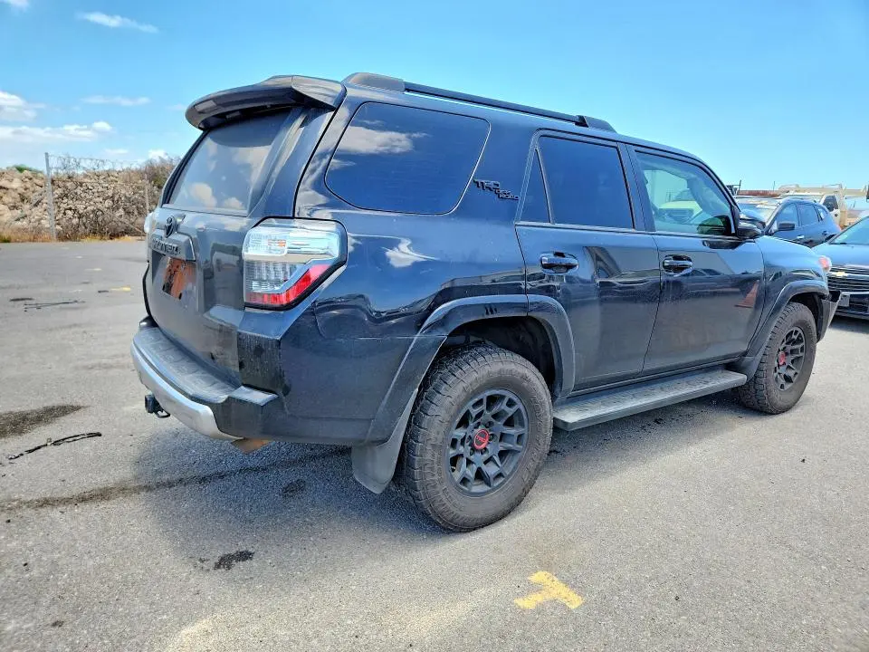 2024 TOYOTA 4RUNNER TRD OFF-ROAD  