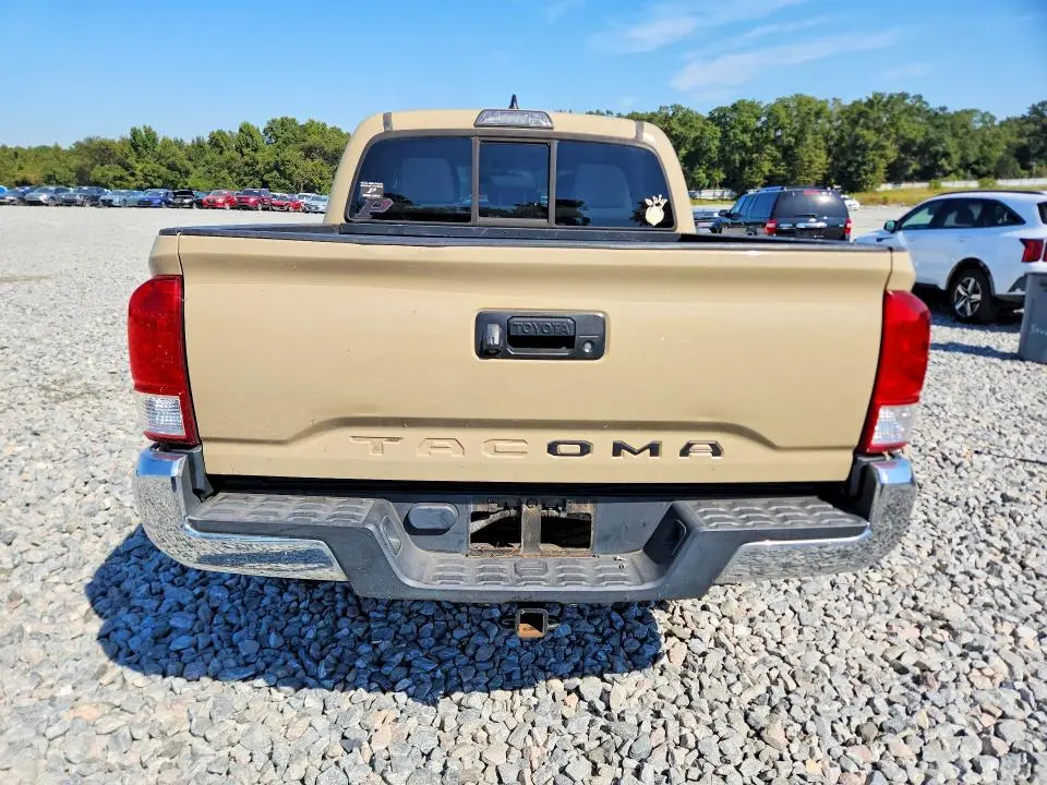 2016 TOYOTA TACOMA SR5  