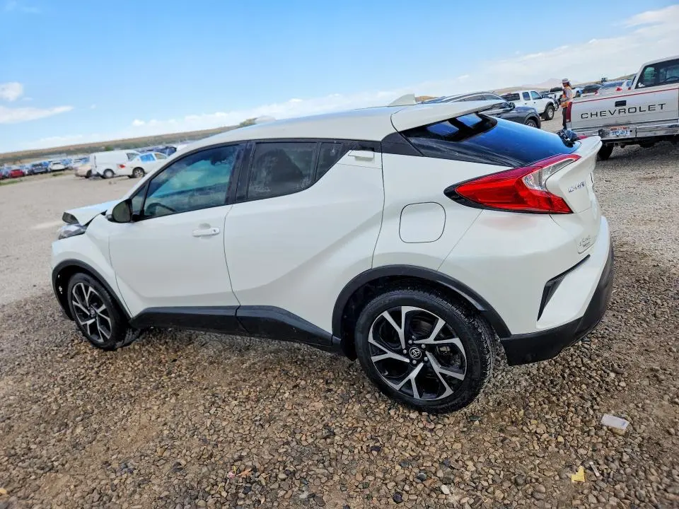 2018 TOYOTA C-HR XLE PREMIUM  
