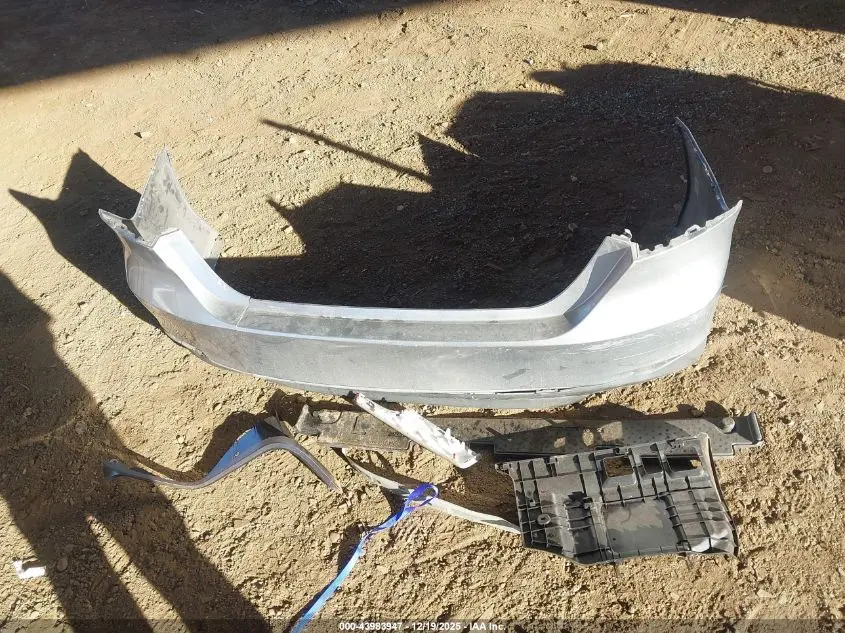 2023 TOYOTA CAMRY LE HYBRID