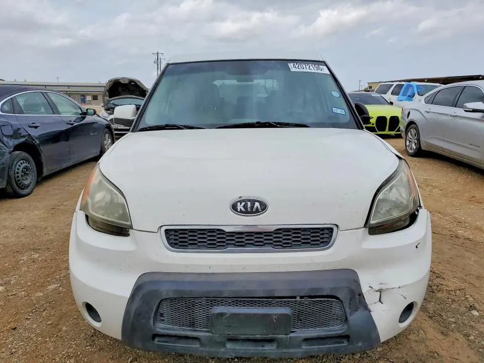 2010 KIA SOUL +  