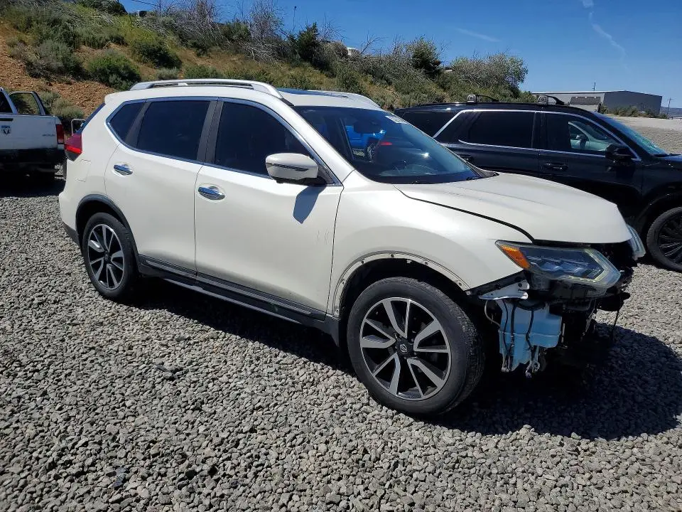 2017 NISSAN ROGUE SL  