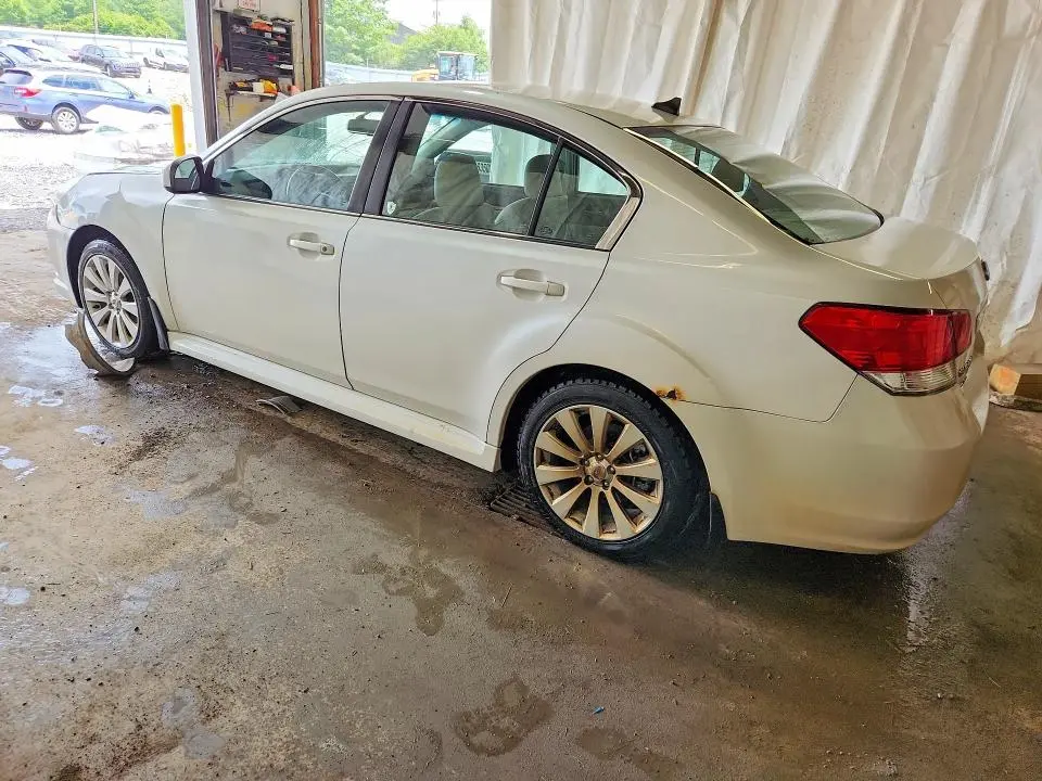 2012 SUBARU LEGACY 2.5I LIMITED  