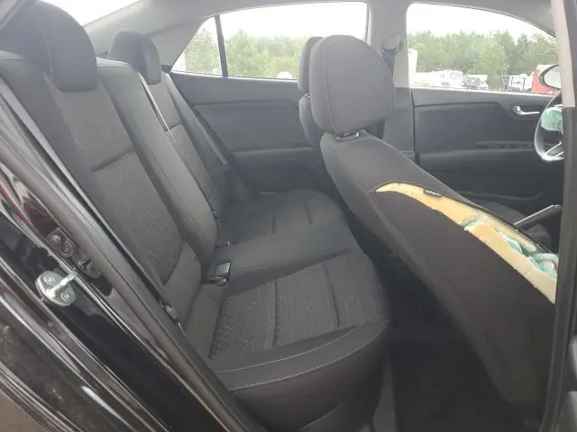 2022 KIA RIO LX  
