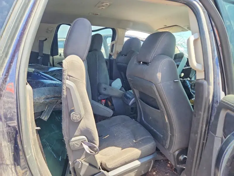 2016 CHEVROLET TRAVERSE LT  