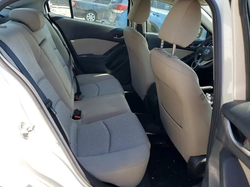 2016 MAZDA 3 TOURING  