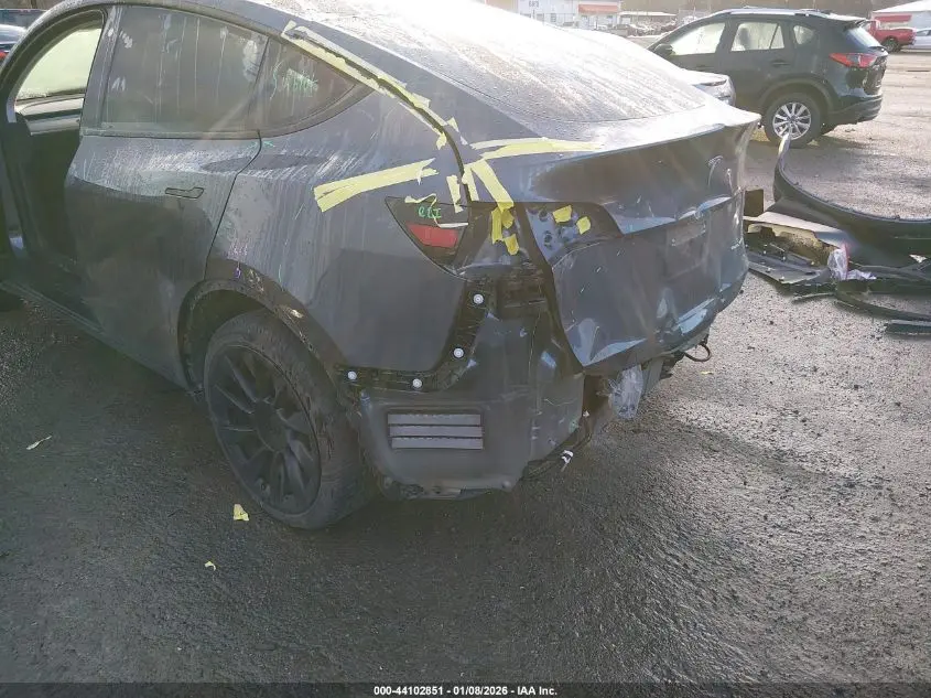 2020 TESLA MODEL Y LONG RANGE DUAL MOTOR ALL-WHEEL DRIVE