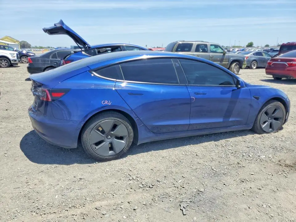 2021 TESLA MODEL 3   