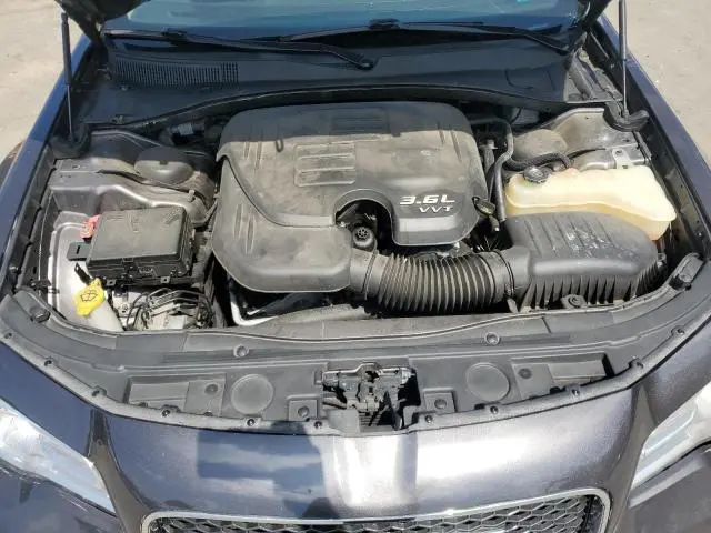 2016 CHRYSLER 300C   