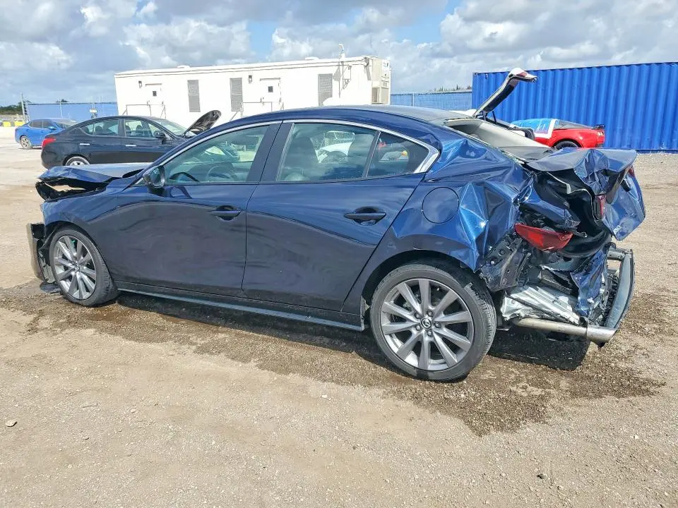 2025 MAZDA 3 PREFERRED  