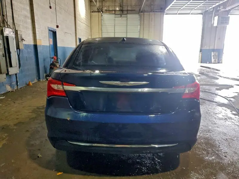 2014 CHRYSLER 200 LX  