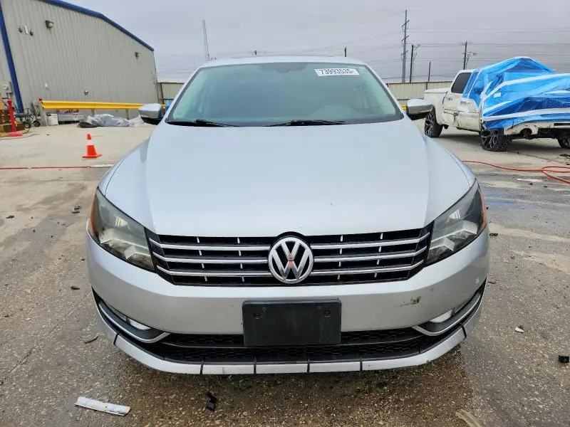 2015 VOLKSWAGEN PASSAT SEL  