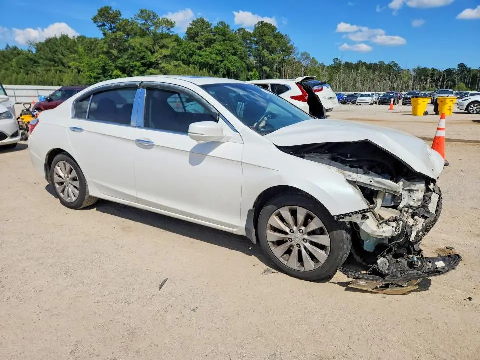 2015 HONDA ACCORD TOURING  