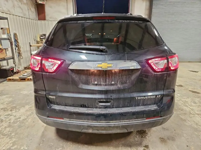 2015 CHEVROLET TRAVERSE LT  
