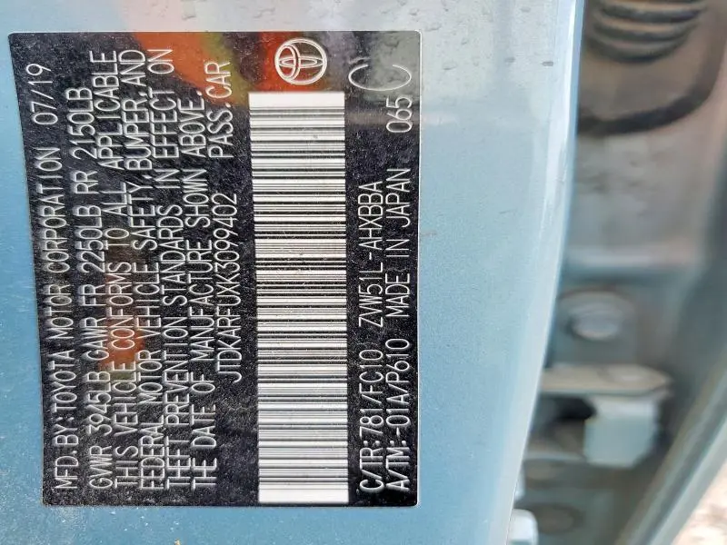 2019 TOYOTA PRIUS L ECO  